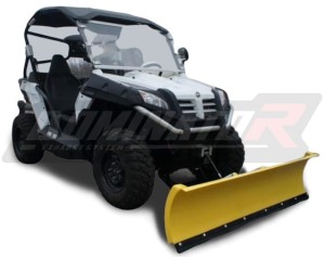 CF MOTO Z8 Schneepflug speziell für Quads
